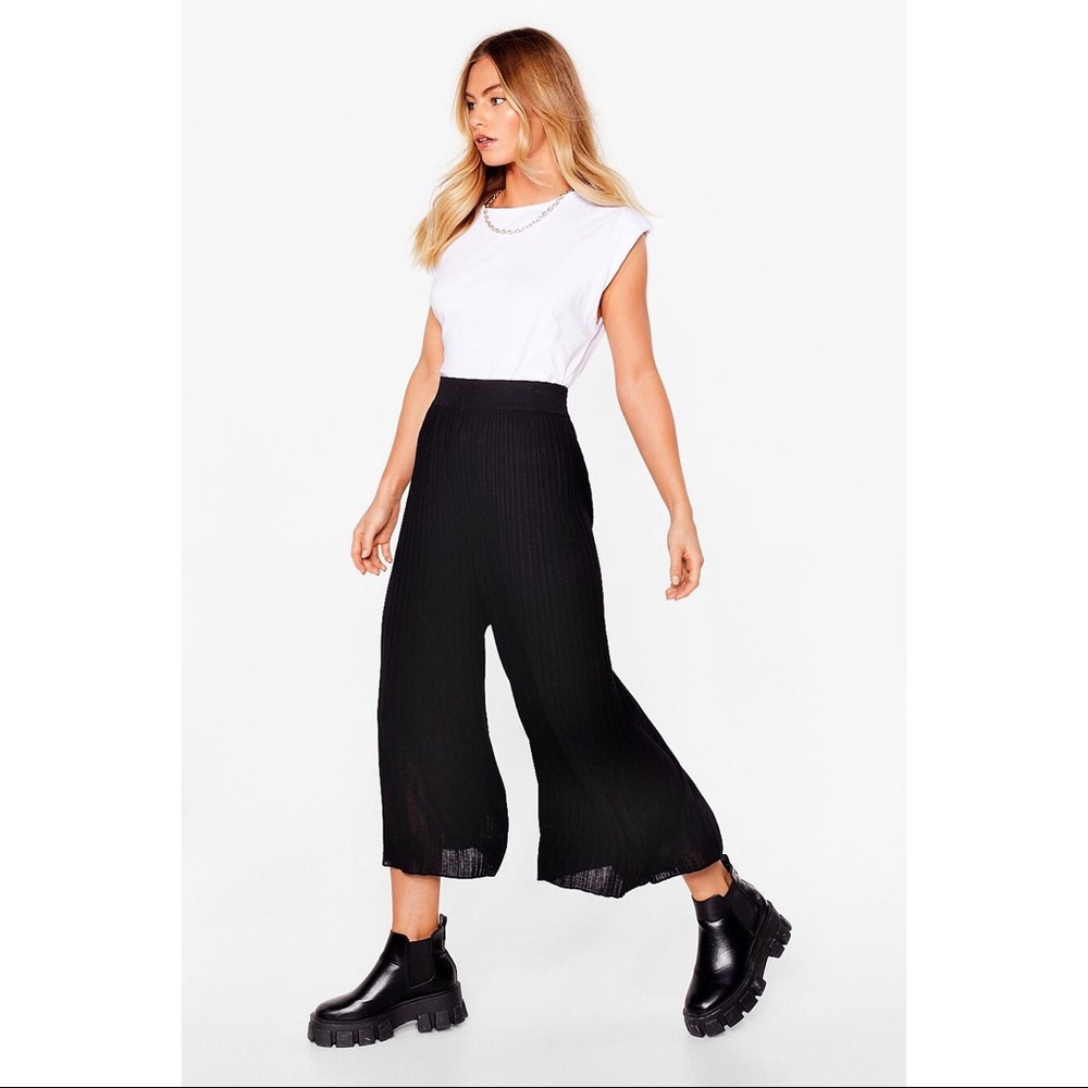 Knitted Ribbed Wide Culottes - Picture 2 of 6